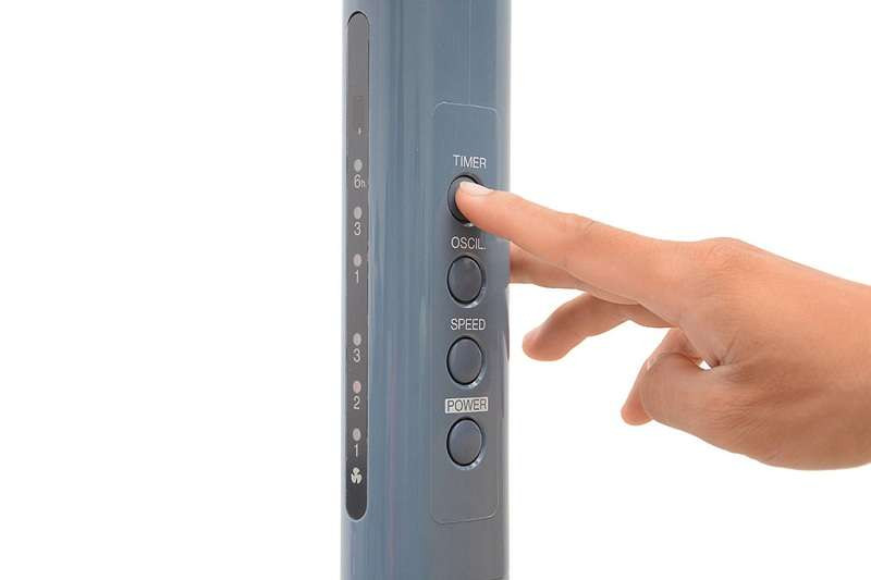 Chức năng hẹn giờ hiện đại, không phải di chuyển đến gần quạt khi cần điều chỉnh tốc độ gió