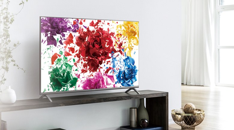 Tổng quan thiết kế Smart Tivi Panasonic 4K 49 inch TH-49FX700V