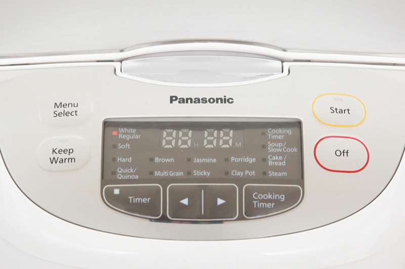 Hiện đại, dễ dùng, đa chức năng nấu - Nồi cơm điện tử Panasonic SR-CX188SRA
