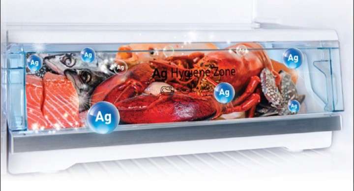 Tủ lạnh Panasonic Inverter 306 lít NR-TV341BPKV có ngăn trữ đông tinh thể bạc