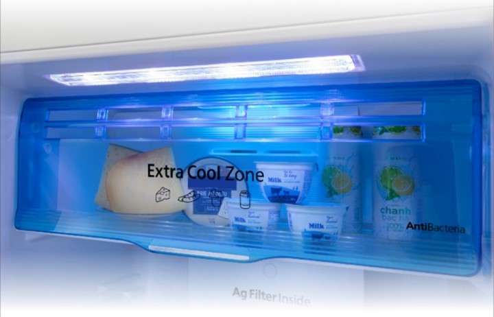 Tủ lạnh Panasonic Inverter 306 lít NR-TV341BPKV có ngăn extra cool zone ướp lạnh nhanh