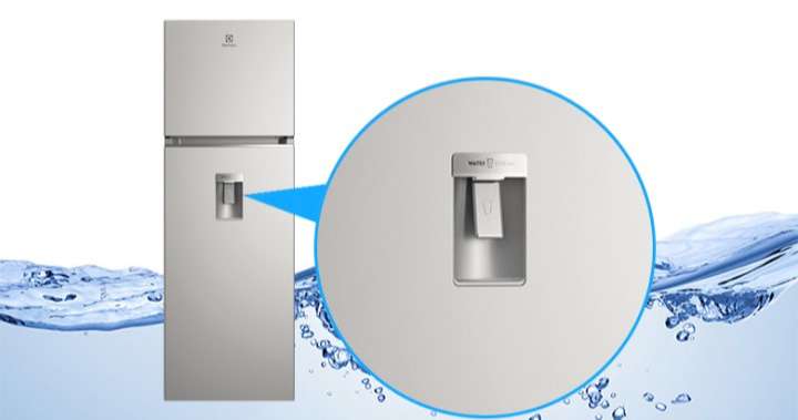 Tủ lạnh Electrolux Inverter 312 lít ETB3440K-A lấy nước ngoài
