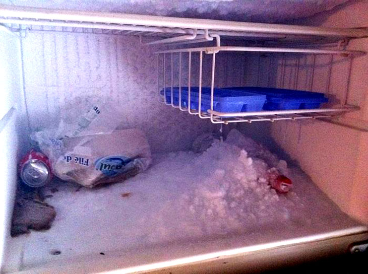 Tủ lạnh bị đông tuyết
