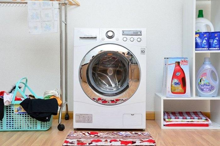 Hướng dẫn cách vắt khô quần áo bằng máy giặt LG